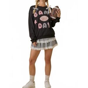 NEW MAINSTRIP game day patch top in black